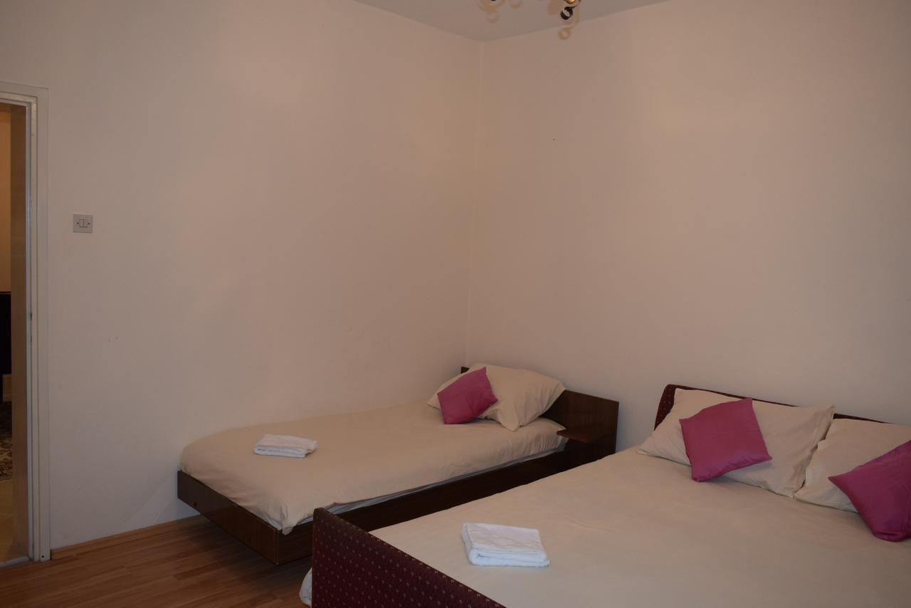 Apartment S&M ติวัต ภายนอก รูปภาพ